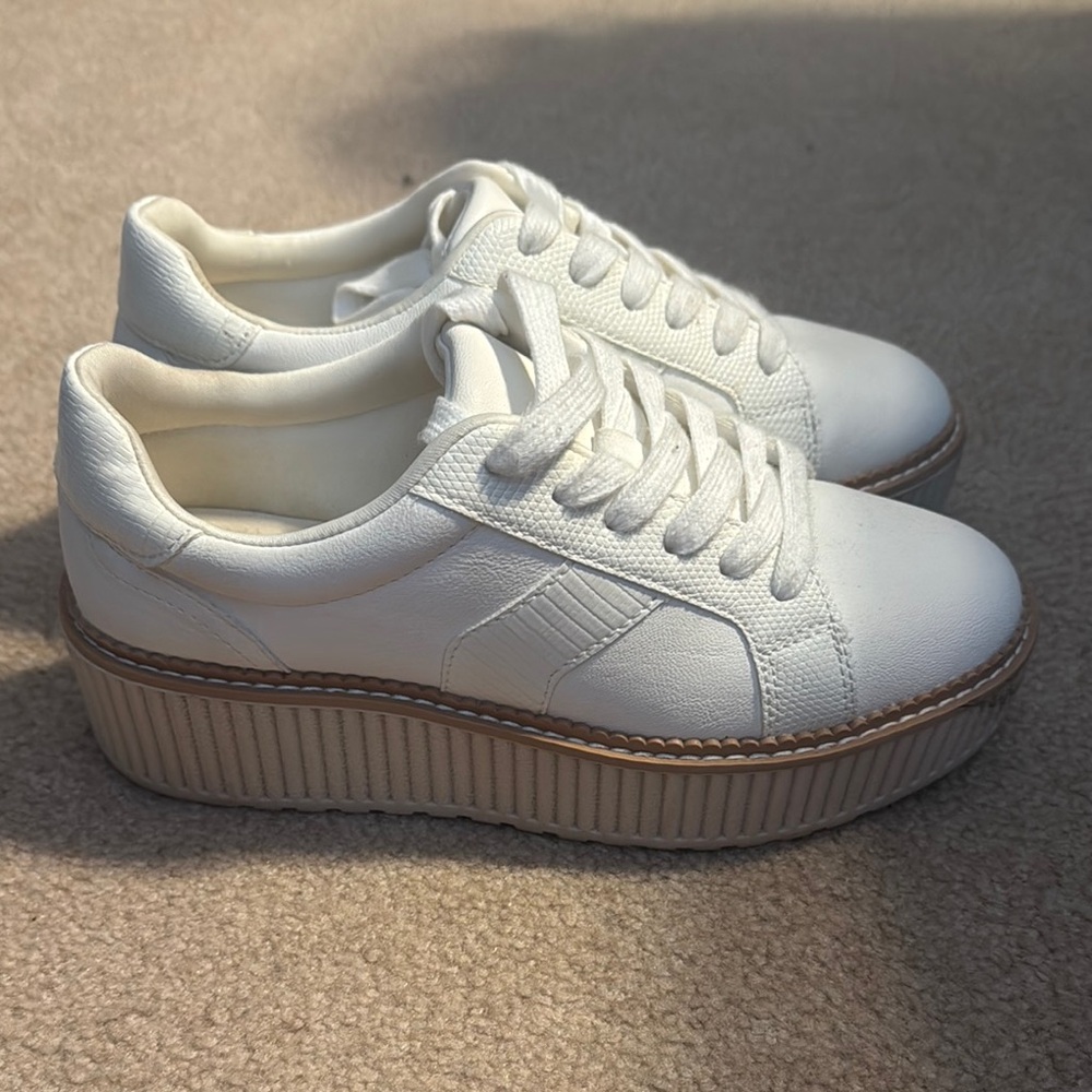 DV by Dolce Vita Women's White Sneakers